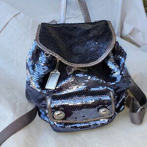 COACH POPPY SEQUIN BLUE SILVER METALLIC BACK PACK  Med key fob Guc